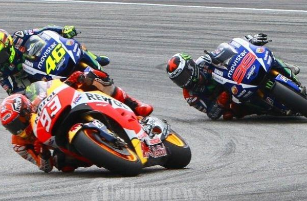 Kisah Persaingan Ikonik di MotoGP : Duel Legendaris di Lintasan